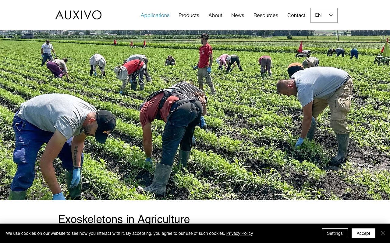 Auxivo社の農業向けエクソスケルトンのウェブサイト